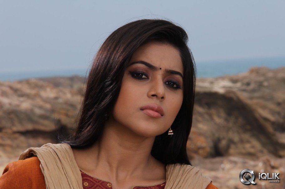 Poorna